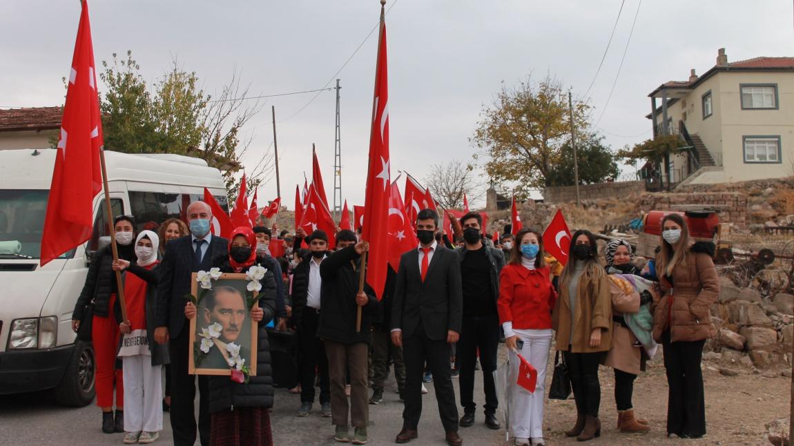 Cumhuriyetimizin İlanının 98.Yıldönümü Okulumuzda Coşkuyla Kutlandı